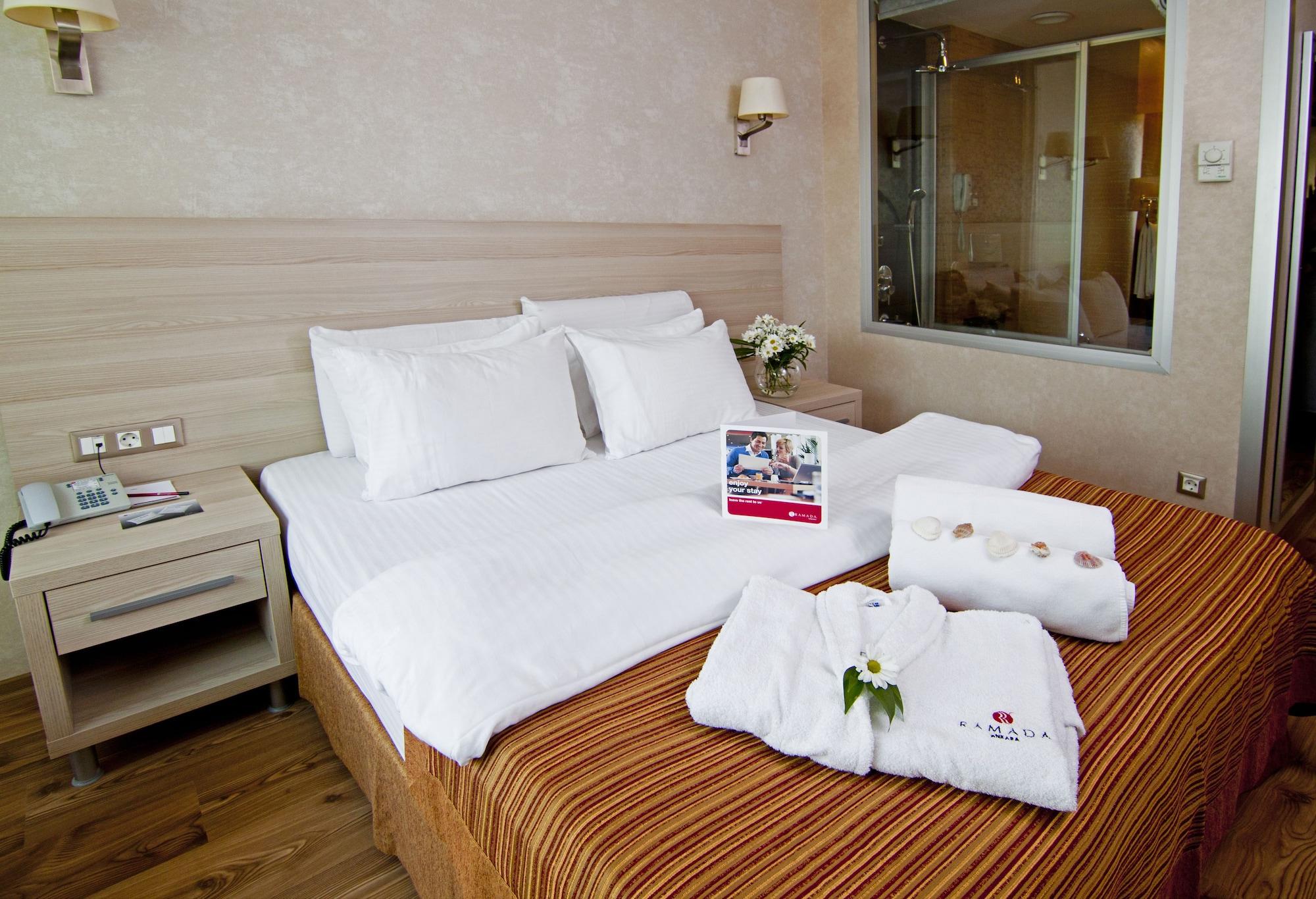 Ramada By Wyndham Ankara Hotel Екстериор снимка