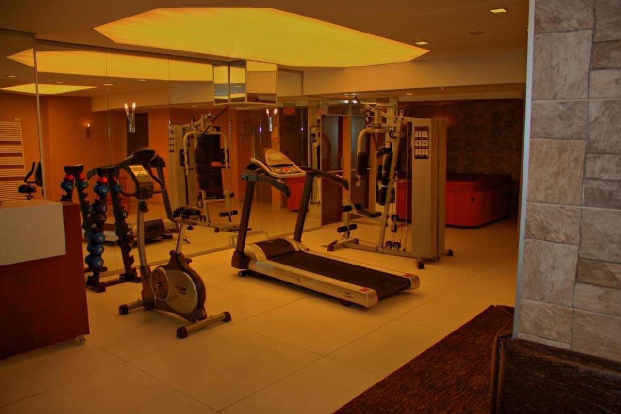 Ramada By Wyndham Ankara Hotel Екстериор снимка
