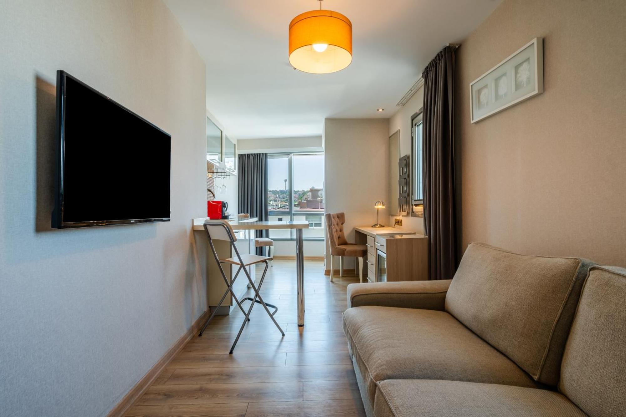Ramada By Wyndham Ankara Hotel Екстериор снимка